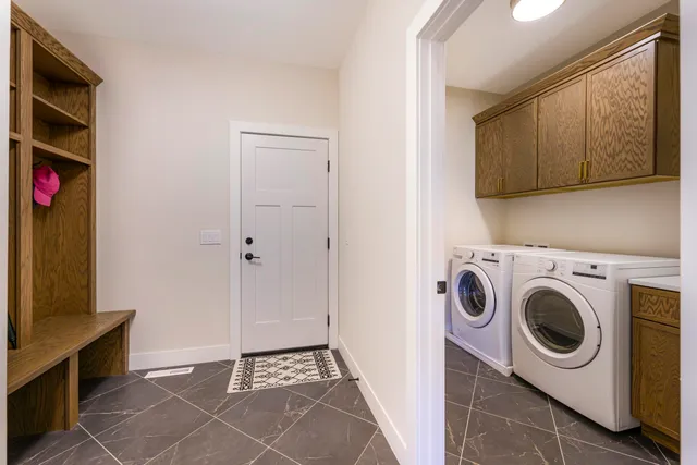 $739,900 | 6632 Grouse Woods, DeForest, WI 53532