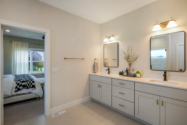 $739,900 | 6632 Grouse Woods, DeForest, WI 53532