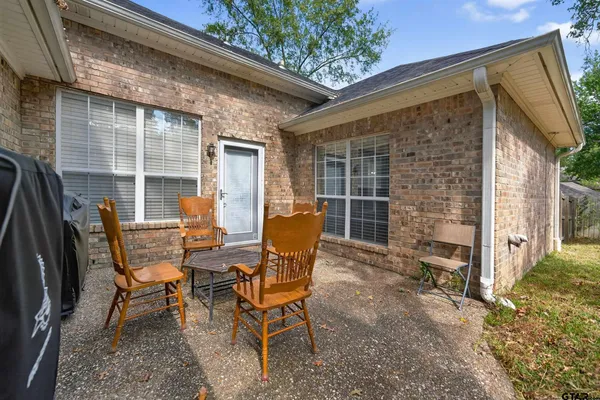 $295,000 | 801 Beth Drive, Tyler, TX 75703
