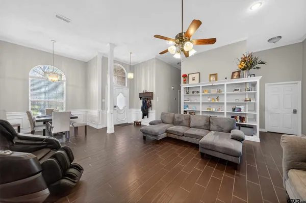 $295,000 | 801 Beth Drive, Tyler, TX 75703