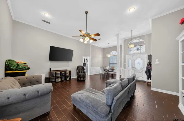 $295,000 | 801 Beth Drive, Tyler, TX 75703