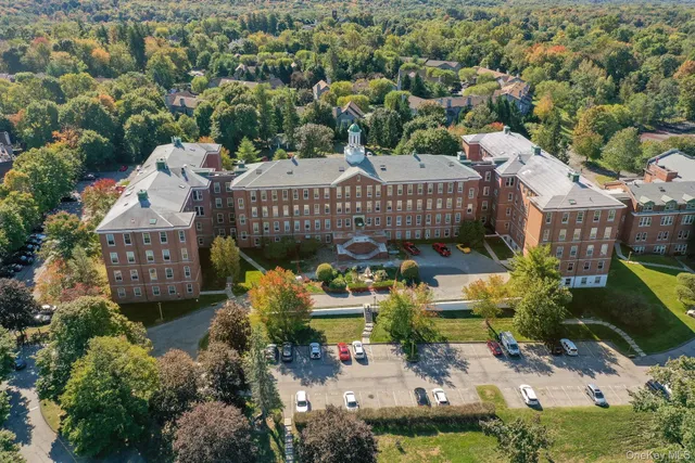 $2,699 | 1701 Crompond Road, Unit 6201, Peekskill, NY 10566