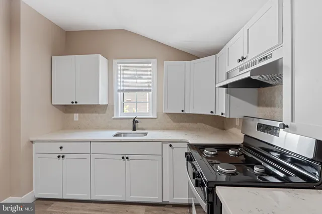 $215,000 | 316 Broad Street, Elmer, NJ 08318