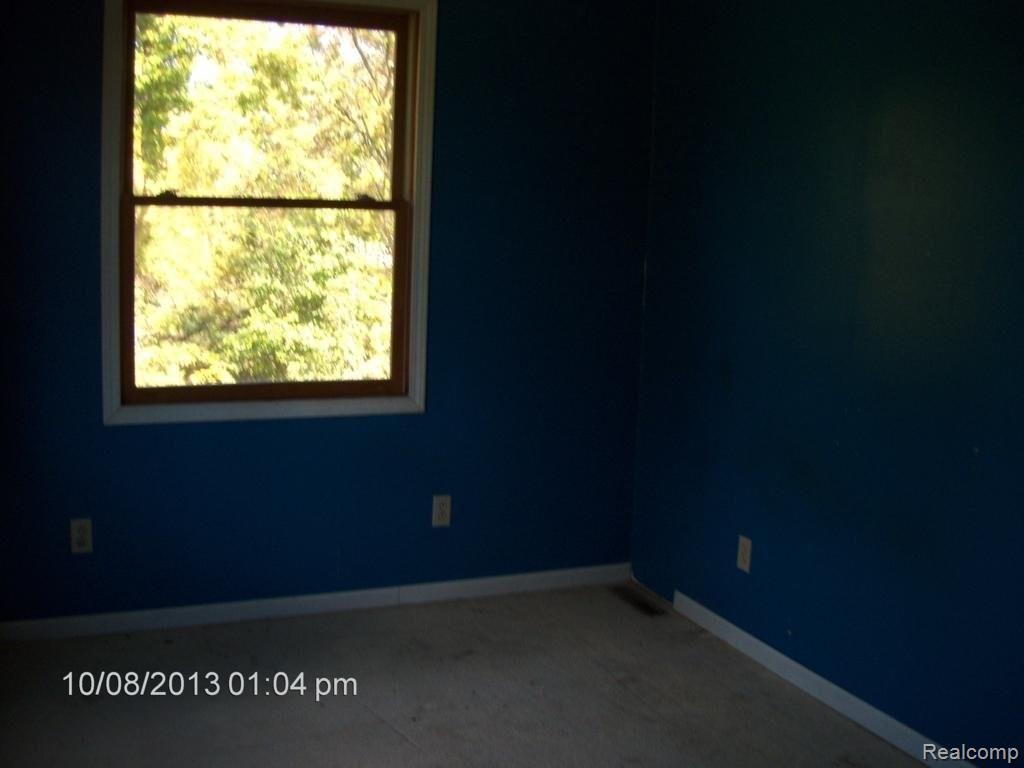8270 Logana Road Avoca, MI 48006 - Photo 15 of 23 Bedroom 1