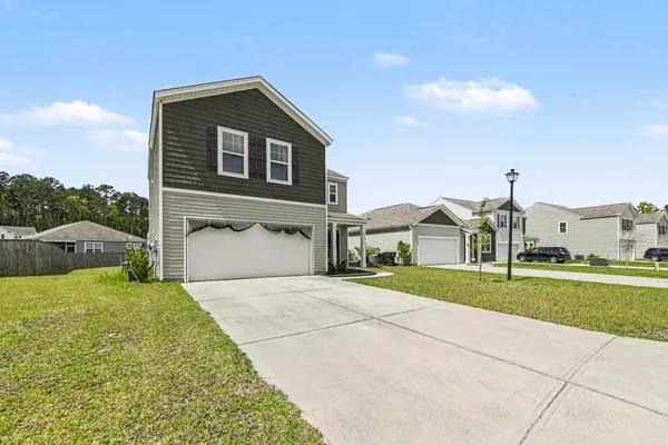 $370,000 | 219 Rubles Lane, Moncks Corner, SC 29461