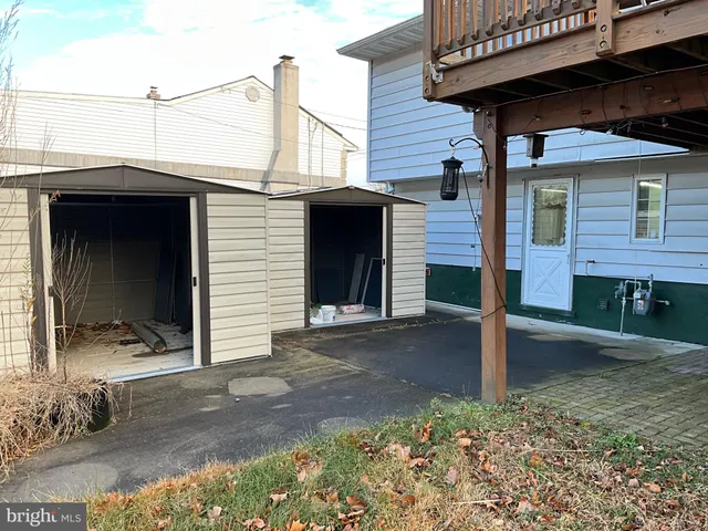 $365,000 | 330 Croce Avenue, Gibbstown, NJ 08027