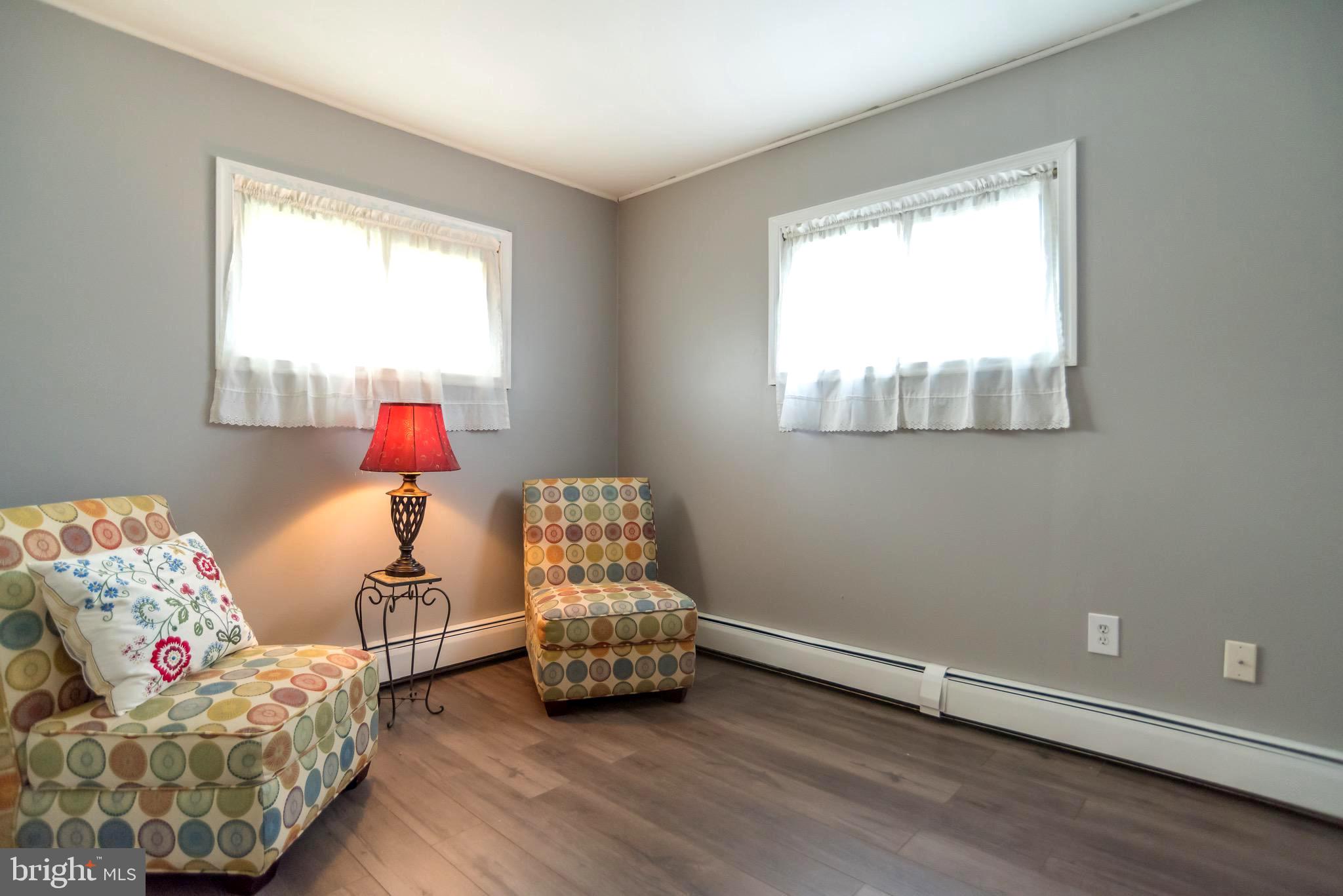 21 Micahill Road Levittown, PA 19056 - Photo 23 of 37