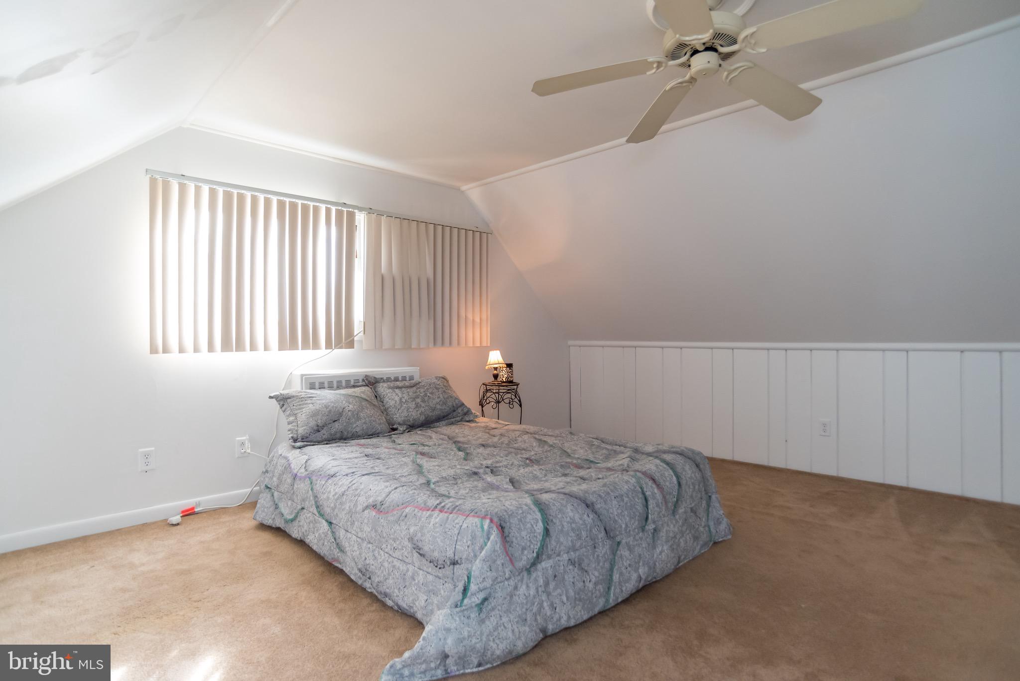 21 Micahill Road Levittown, PA 19056 - Photo 31 of 37