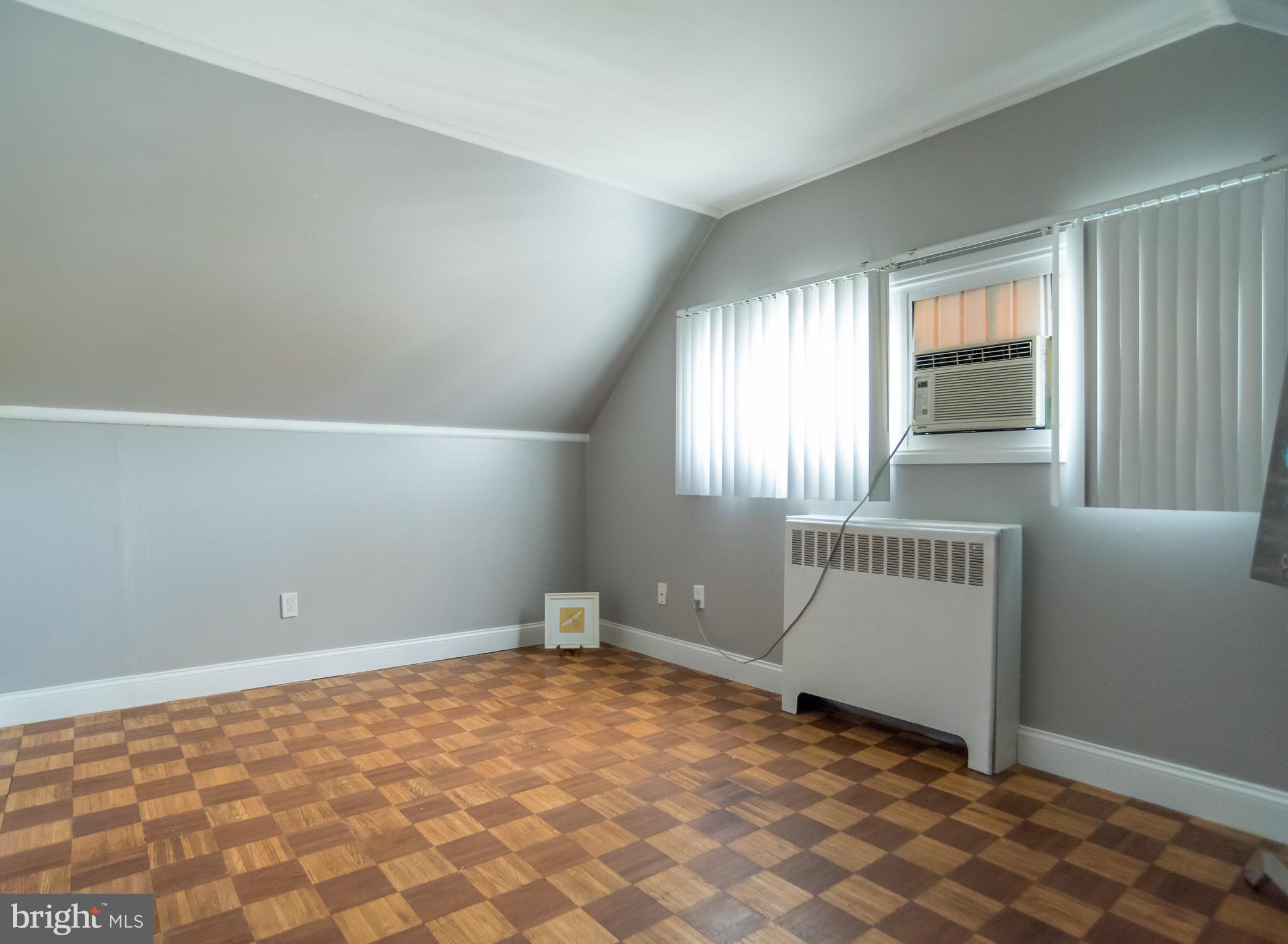 21 Micahill Road Levittown, PA 19056 - Photo 35 of 37