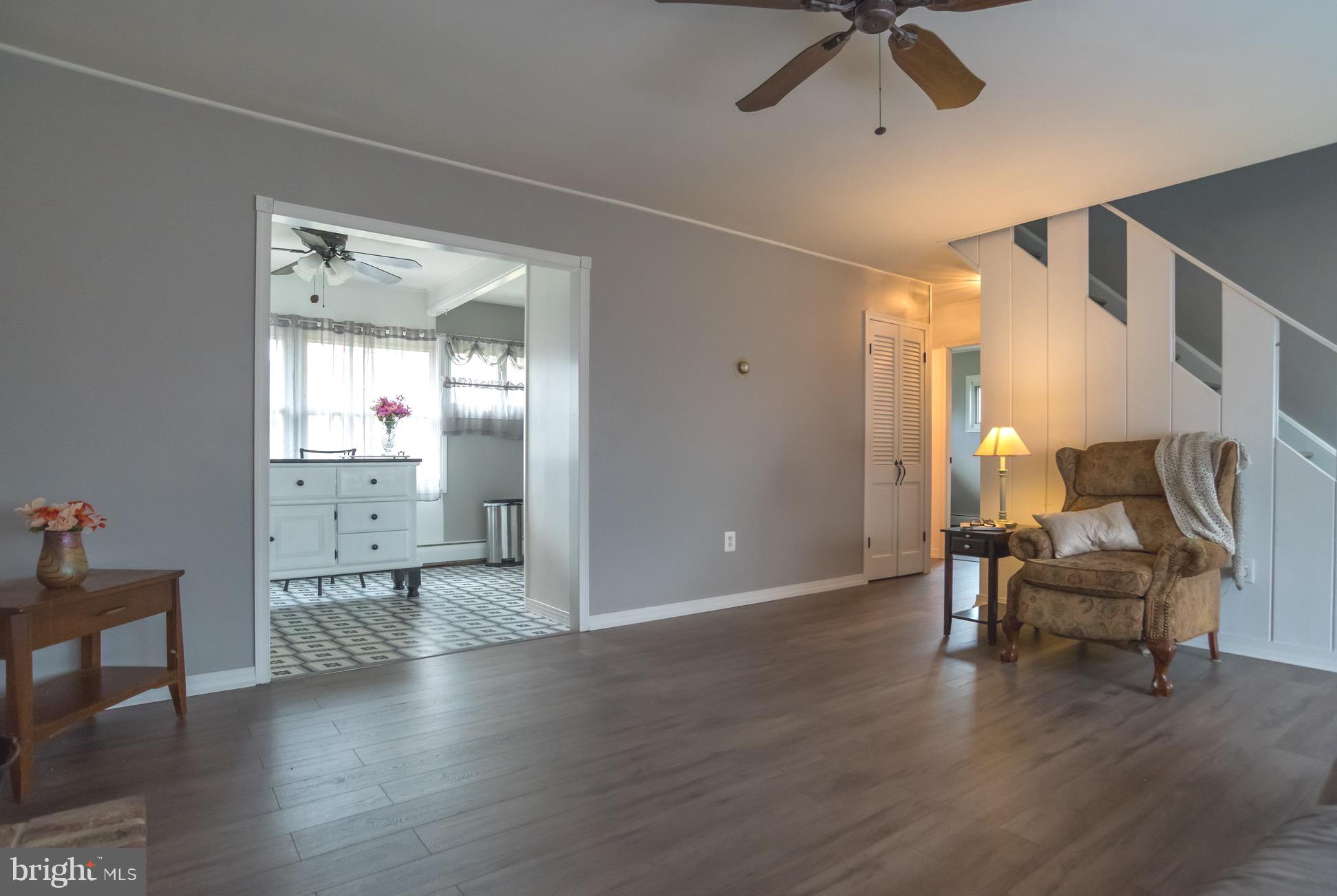 21 Micahill Road Levittown, PA 19056 - Photo 5 of 37