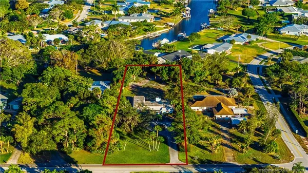 $595,000 | 1103 Northwest Pine Lake Drive, Stuart, FL 34994