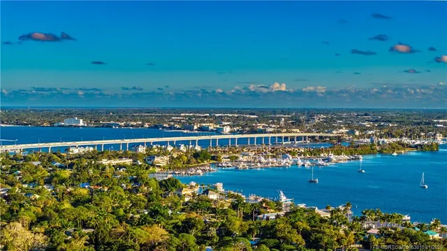 $625,000 | 1103 Northwest Pine Lake Drive, Stuart, FL 34994