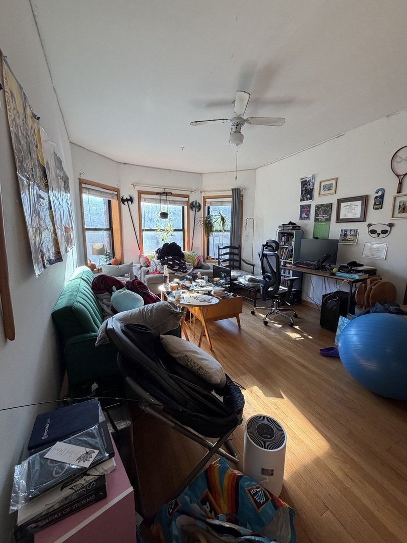 626 West Patterson Avenue, Unit 2W Chicago, IL 60613 - Photo 5 of 8