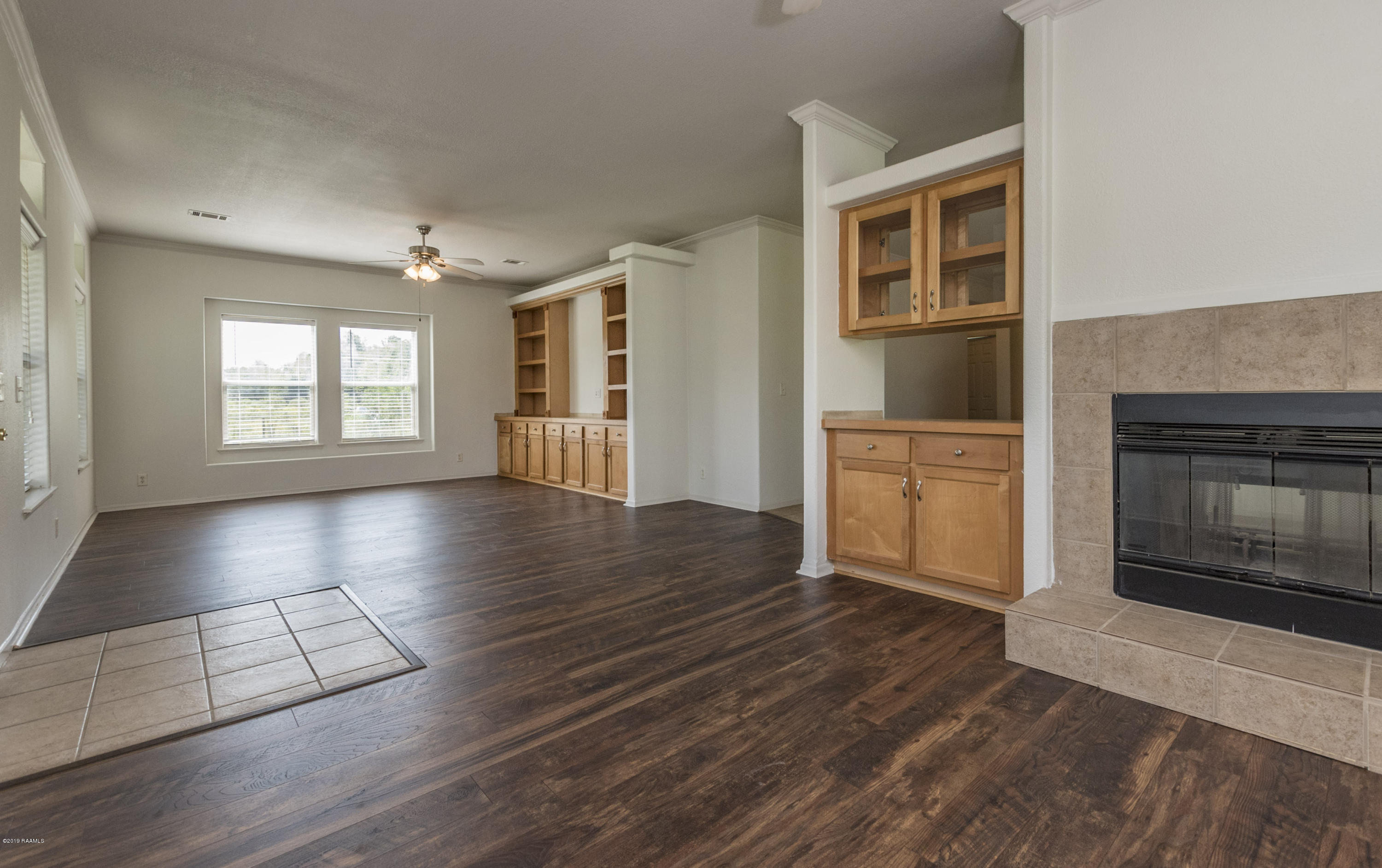 935 Toby Mouton Road Duson, LA 70529 - Photo 3 of 40 Living Area 4