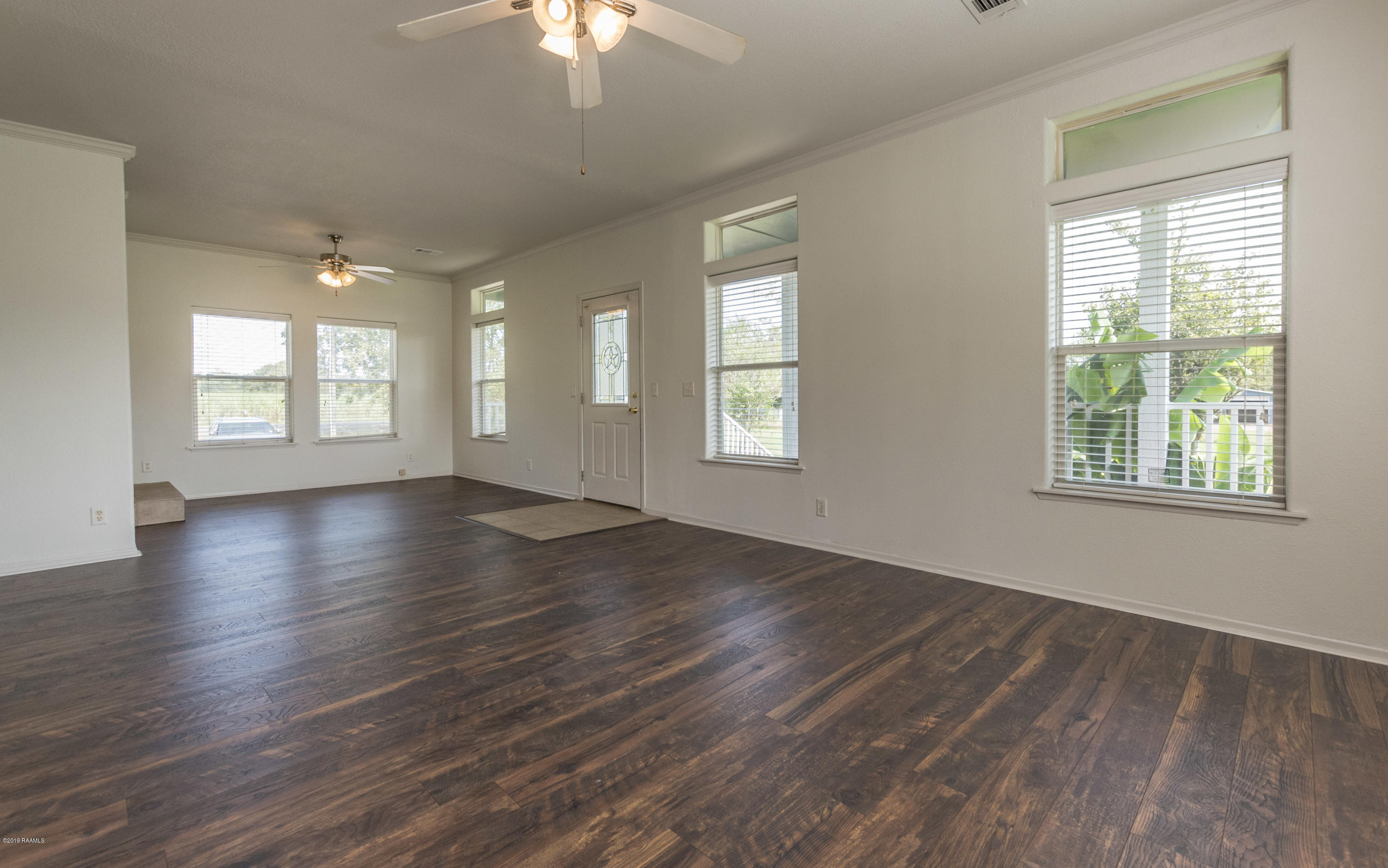 935 Toby Mouton Road Duson, LA 70529 - Photo 6 of 40 Living Area 3