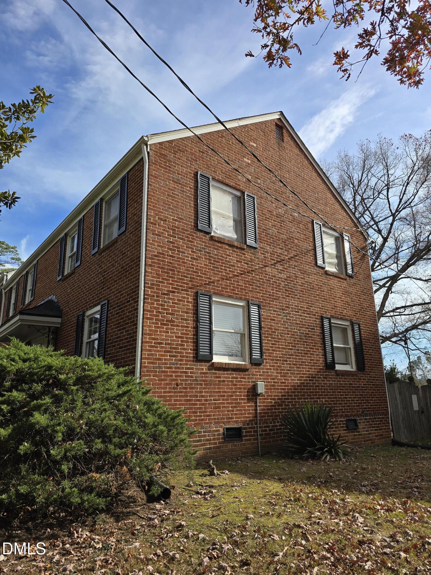 1000 Nichols Drive Raleigh, NC 27605 - Photo 4 of 22 20251125_122003