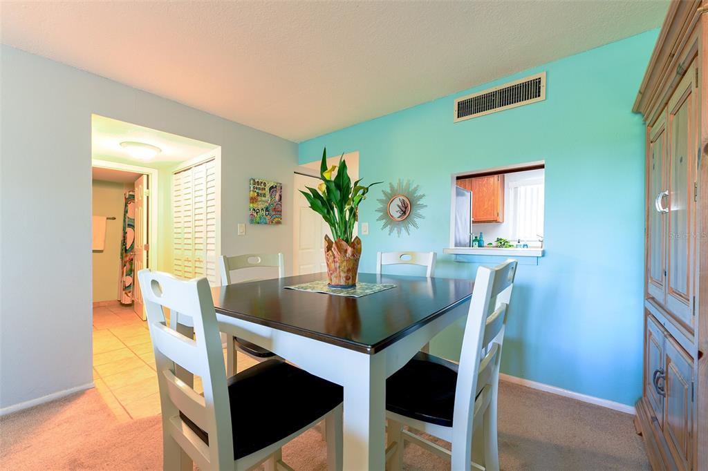 305 Tarpon Point Tarpon Springs, FL 34689 - Photo 6 of 42