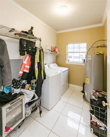 a view of a house with a yard and garage