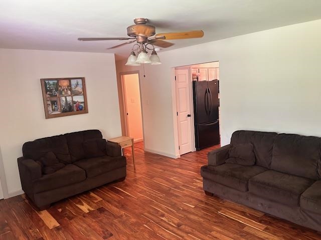 120 Head Of River Road Corbin City, NJ 08270 - Photo 18 of 20 a living room with furniture