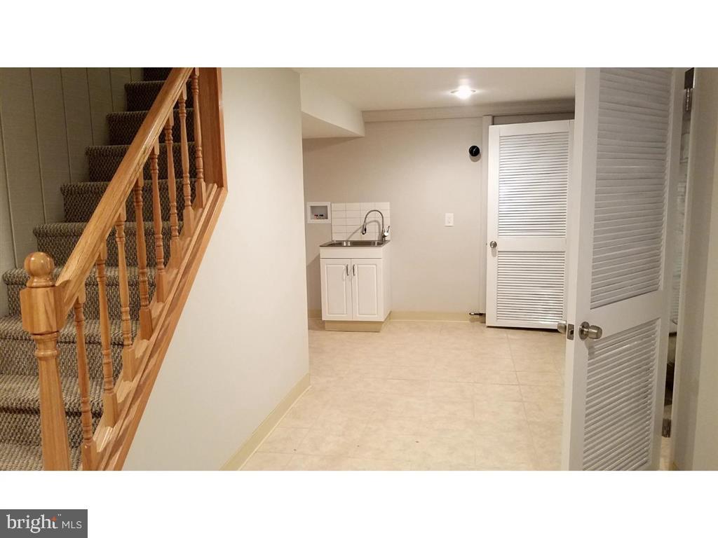 145 Kingston Road Cheltenham, PA 19012 - Photo 2 of 24
