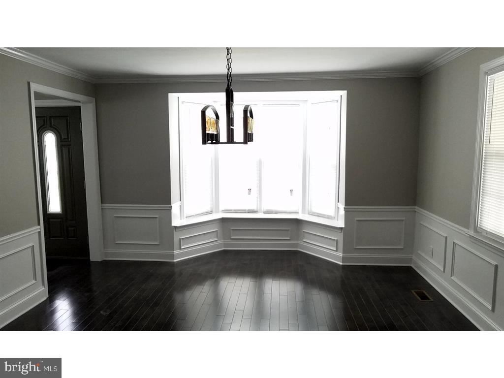 145 Kingston Road Cheltenham, PA 19012 - Photo 5 of 24