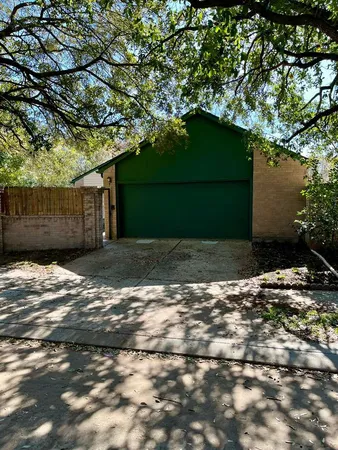 $1,750 | 13511 Quetzal Lane, Houston, TX 77083