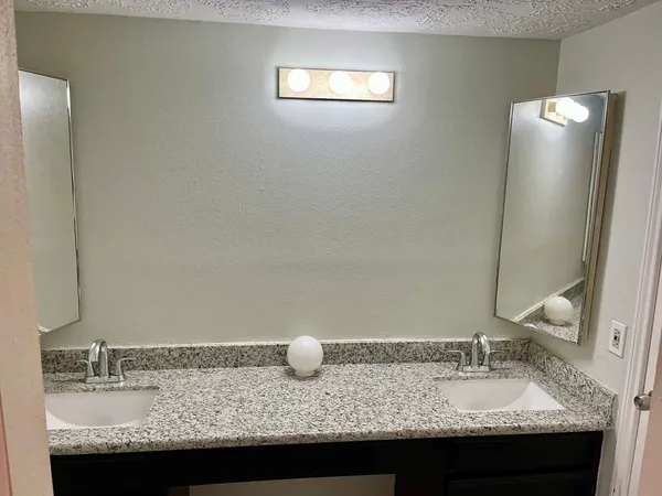 $1,750 | 13511 Quetzal Lane, Houston, TX 77083