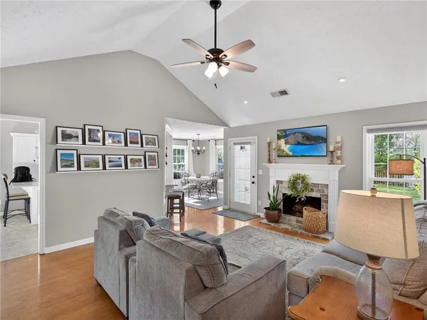 $399,900 | 5592 Thistledown Terrace, Sugar Hill, GA 30518