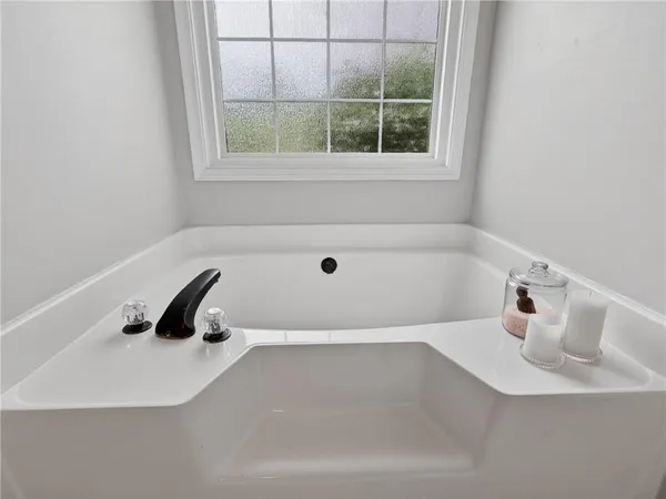 $399,900 | 5592 Thistledown Terrace, Sugar Hill, GA 30518