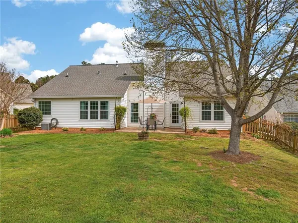 $399,900 | 5592 Thistledown Terrace, Sugar Hill, GA 30518