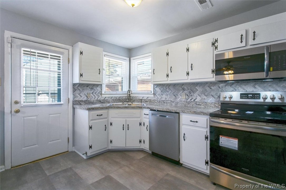 137 Woodland Road Hampton, VA 23663 - Photo 10 of 25 Gallery Image 10