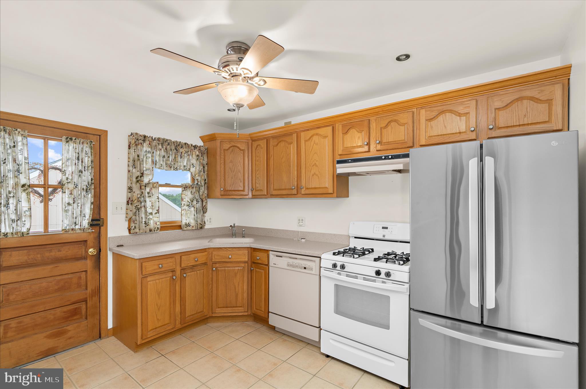 5801 Redmond Street Baltimore, MD 21225 - Photo 13 of 43