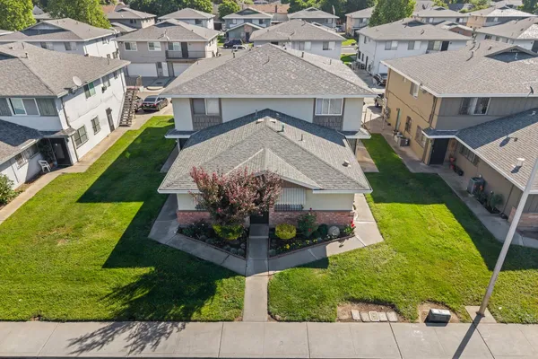 $136,000 | 4426 La Cresta Way, Unit 1, Stockton, CA 95207