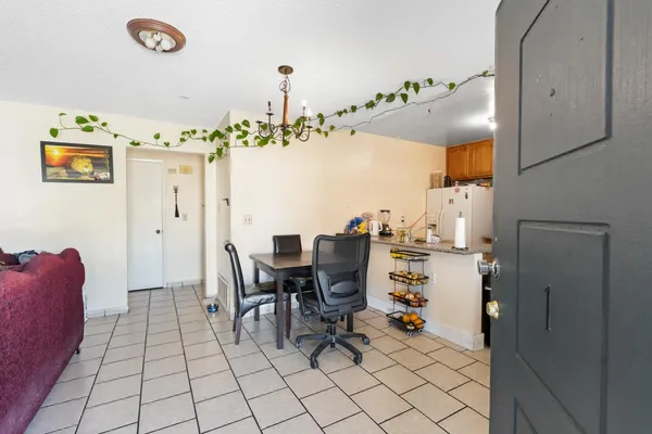 $136,000 | 4426 La Cresta Way, Unit 1, Stockton, CA 95207