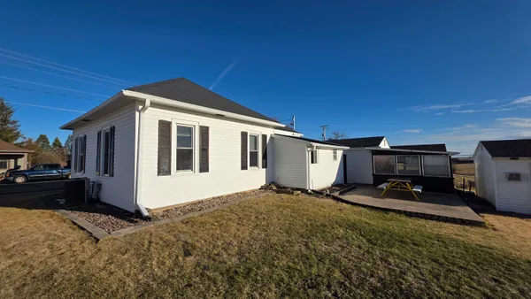 $189,000 | 631 South Tyler Street, Lancaster, WI 53813