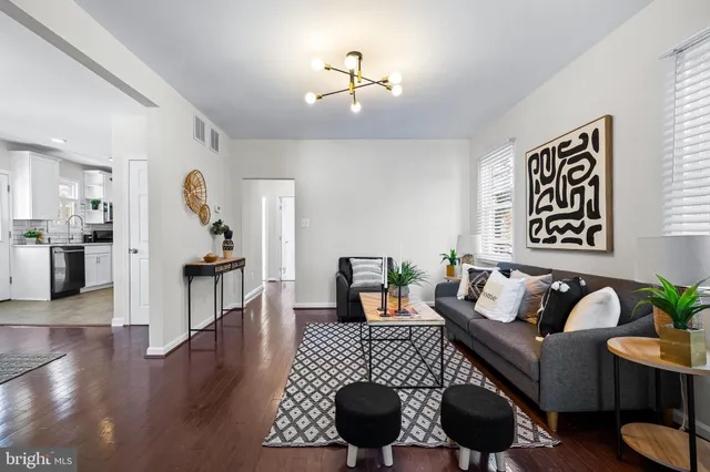 $359,900 | 2601 Hillcrest Avenue, Baltimore, MD 21234