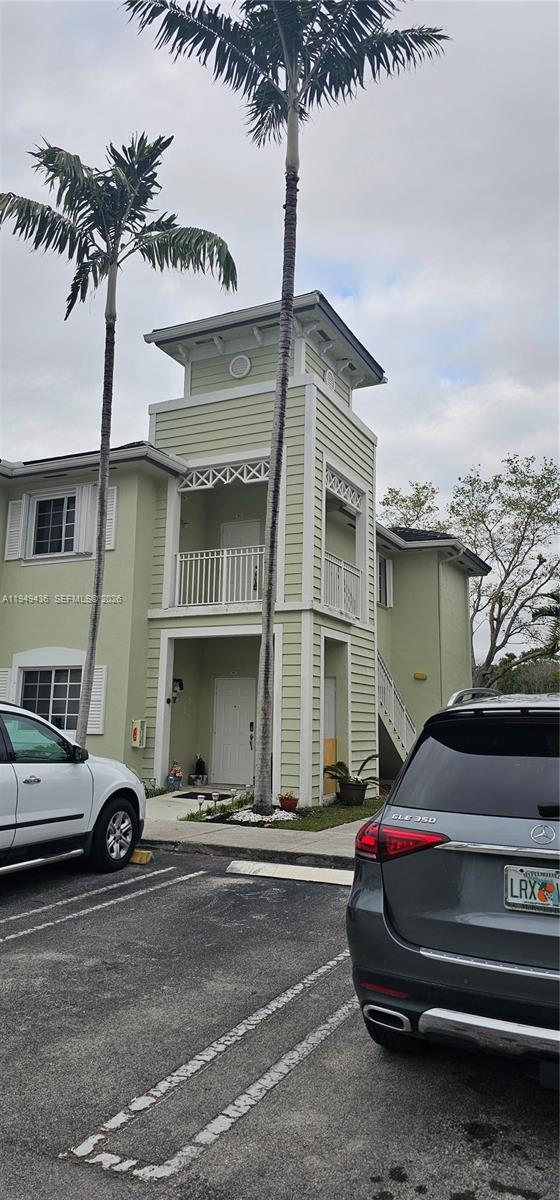 2711 Northeast 4th Street, Unit 204 Homestead, FL 33033 - Photo 2 of 13 a building view