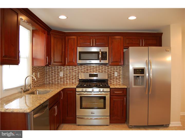 654 Hawarden Road Springfield, PA 19064 - Photo 6 of 25 Kitchen