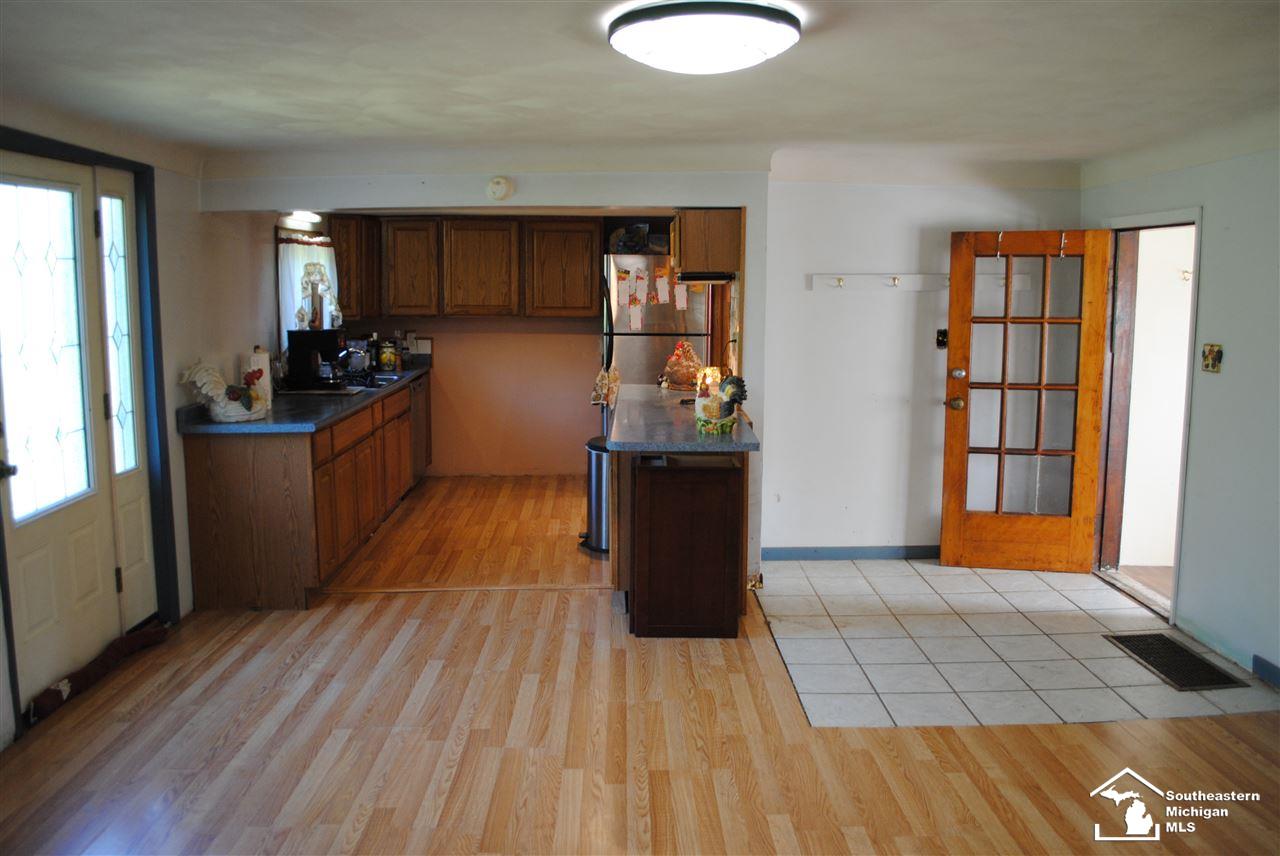 3818 East Carleton Road Adrian, MI 49221 - Photo 8 of 40 50019809-7.JPG