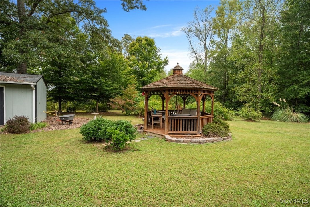 4343 Three Bridge Road Powhatan, VA 23139 - Photo 5 of 27 Gallery Image 5
