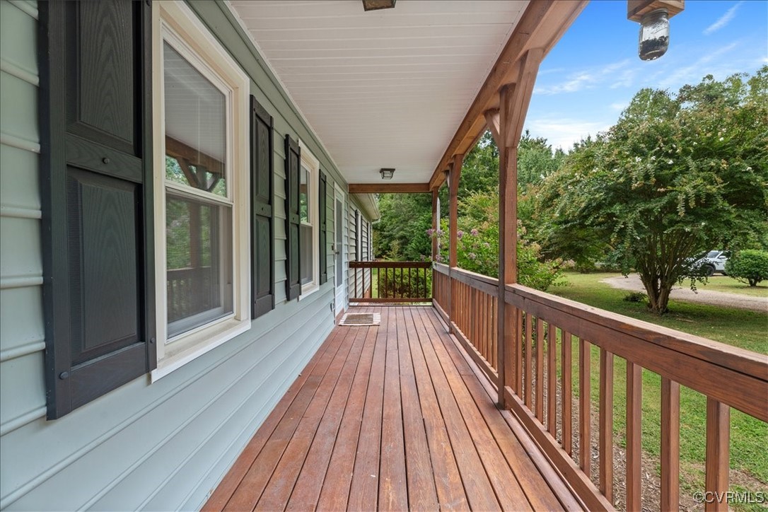 4343 Three Bridge Road Powhatan, VA 23139 - Photo 9 of 27 Gallery Image 9