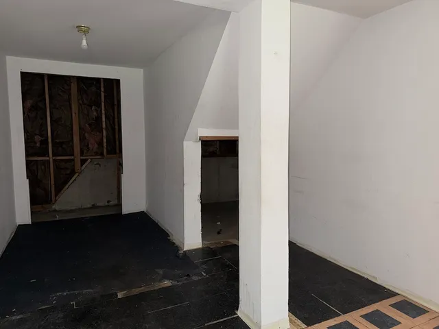 $156,000 | 252 South Ellis Avenue, Glenwood, IL 60425