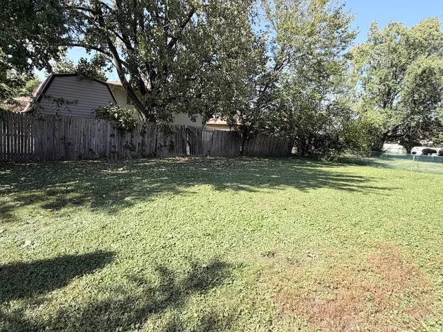 $156,000 | 252 South Ellis Avenue, Glenwood, IL 60425