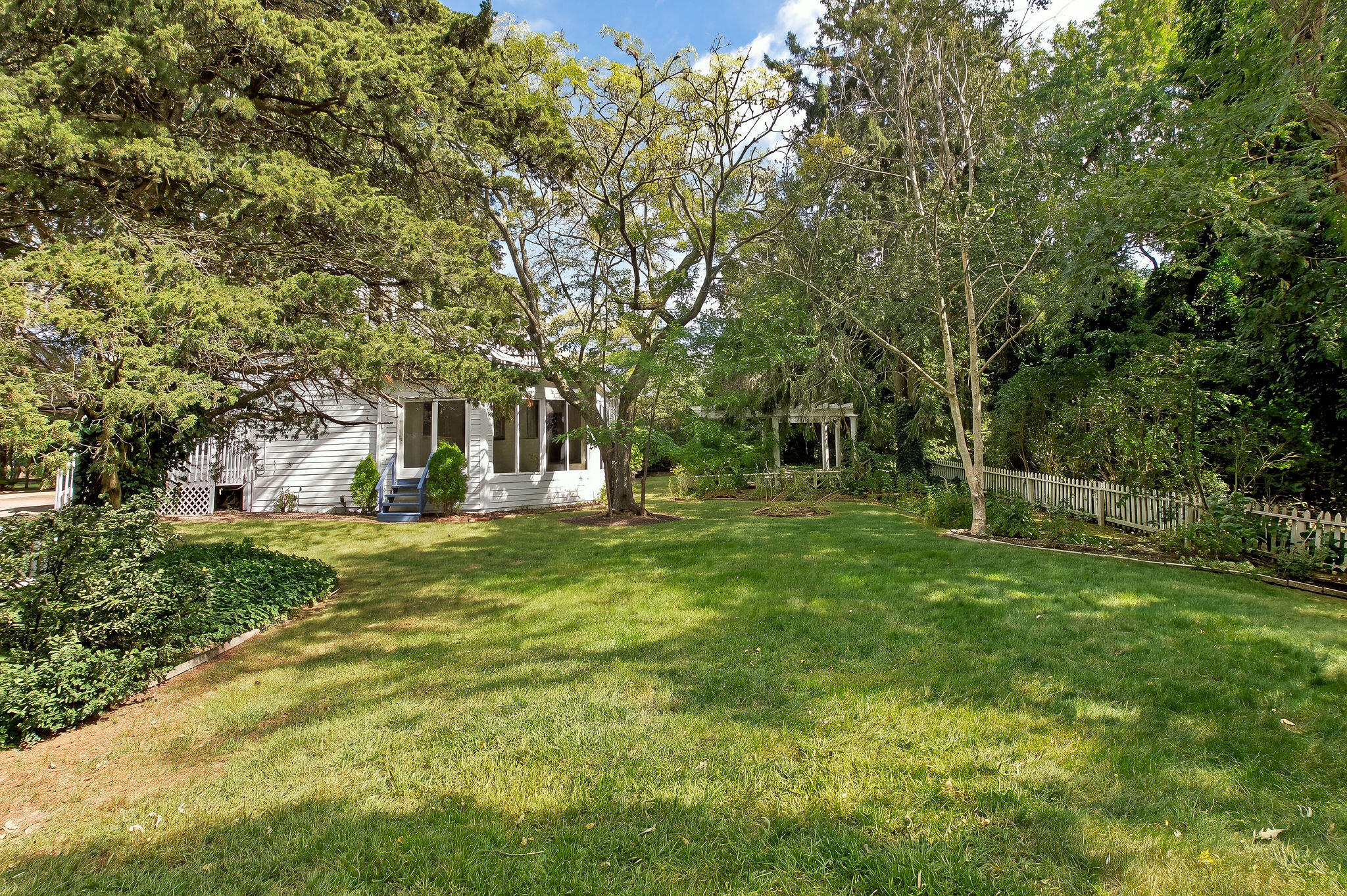 25 Craigville Beach Road Barnstable, MA 02601 - Photo 90 of 92 303