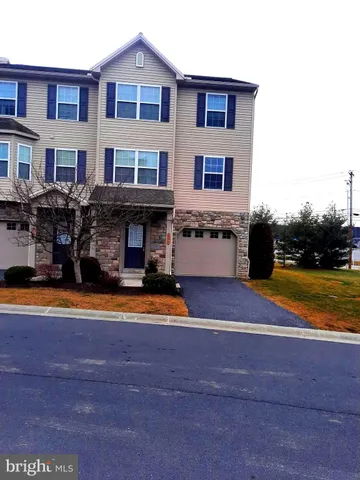 $2,195 | 201 Antilles Court, Mechanicsburg, PA 17050