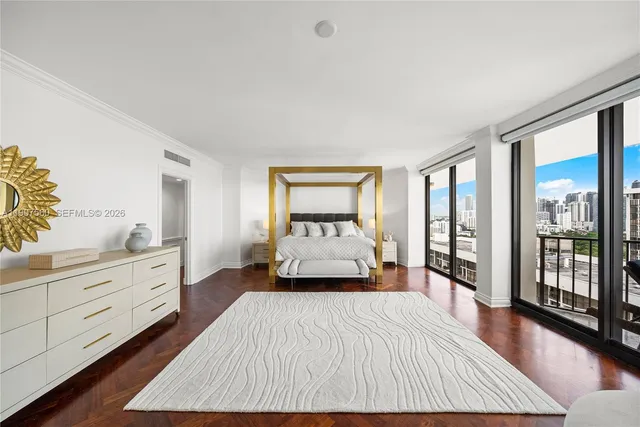 $3,299,000 | 1925 Brickell Avenue, Unit DPH3, Miami, FL 33129