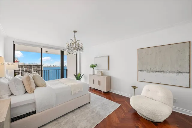 $3,299,000 | 1925 Brickell Avenue, Unit DPH3, Miami, FL 33129