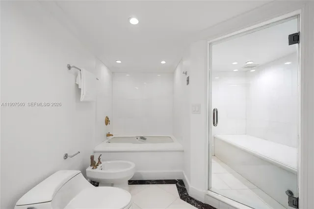 $3,299,000 | 1925 Brickell Avenue, Unit DPH3, Miami, FL 33129