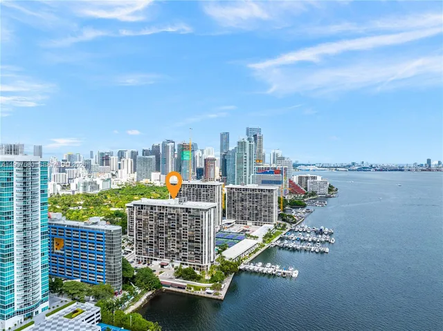 $3,299,000 | 1925 Brickell Avenue, Unit DPH3, Miami, FL 33129