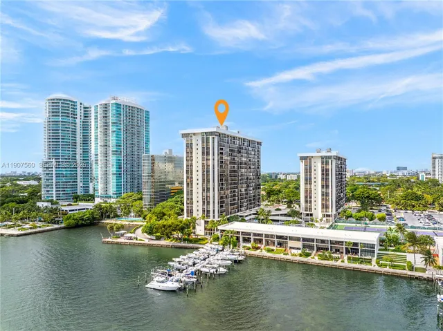 $3,299,000 | 1925 Brickell Avenue, Unit DPH3, Miami, FL 33129